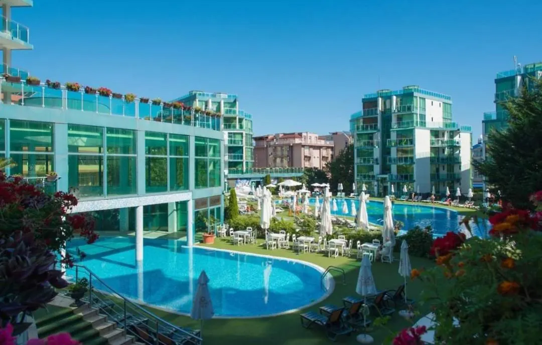 Apartment Paradise Delux In Primorsko Del Sol Bulgaria